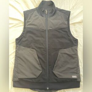 Figs women’s Morven Scrub vest charcoal and black size small